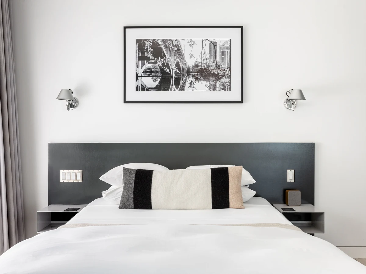 Treehouse Queen Balcony room